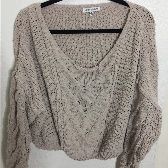 ❌SOLD❌ Woven Heart Cropped Chenille Sweater - Picture 2 of 6